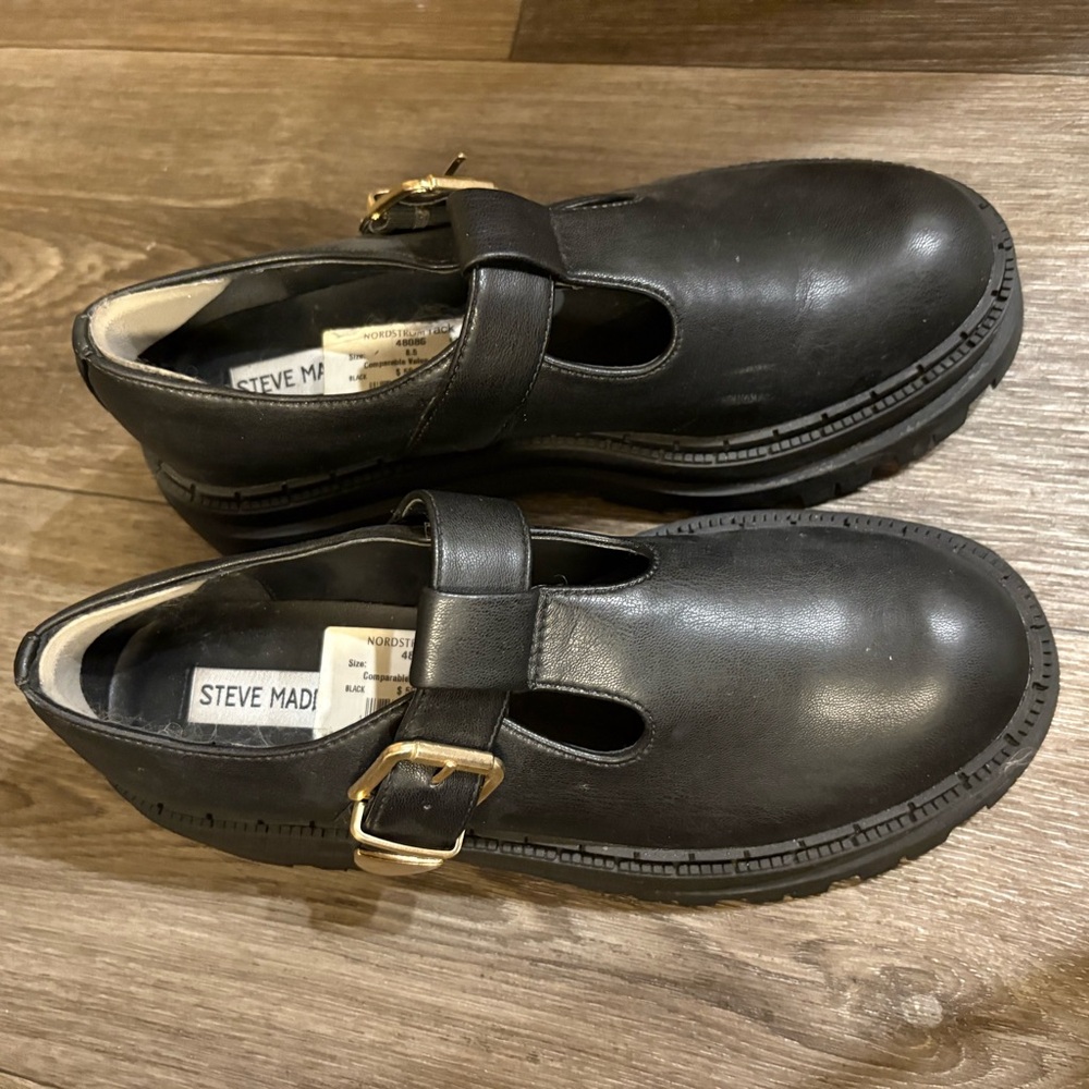 Steve Madden Black Loafers